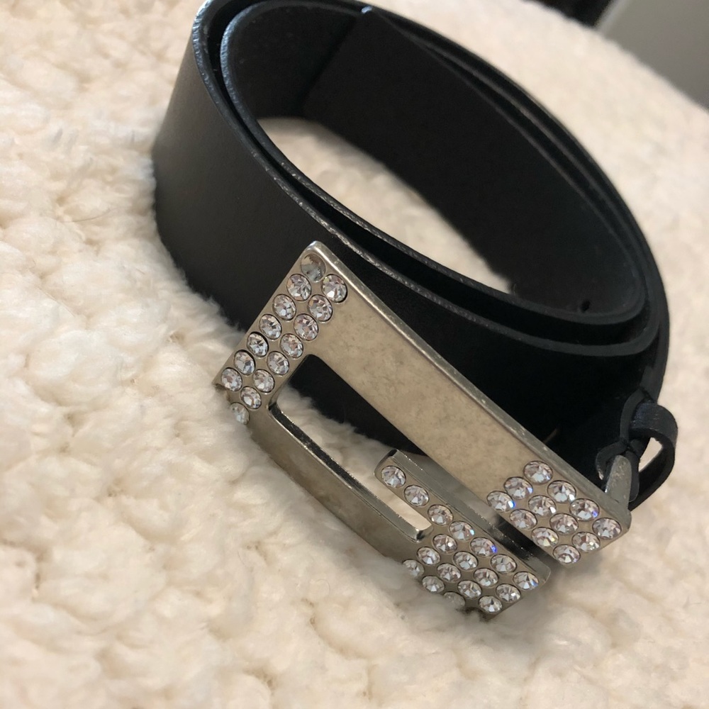 Guess belt